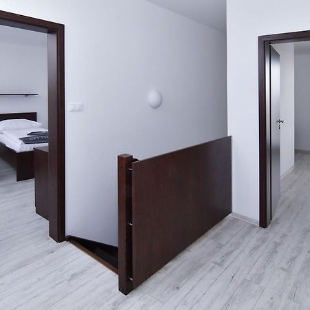 Efi Palace Hotel برنو المظهر الخارجي الصورة