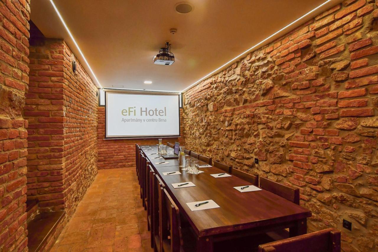 Efi Palace Hotel برنو المظهر الخارجي الصورة