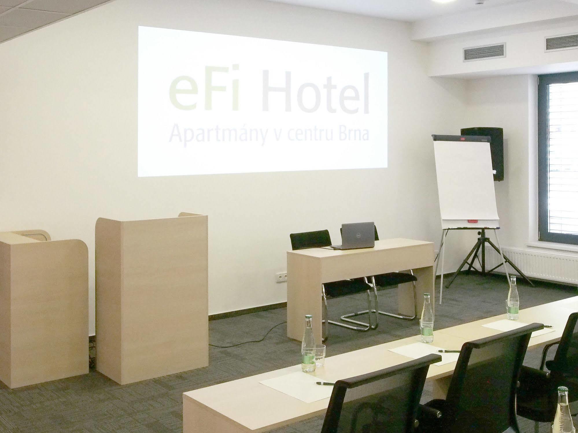 Efi Palace Hotel برنو المظهر الخارجي الصورة